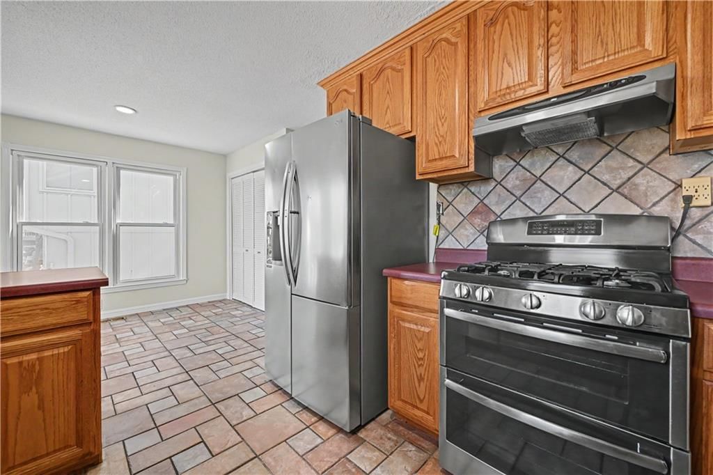 14720 W 90th Street — photo 11
