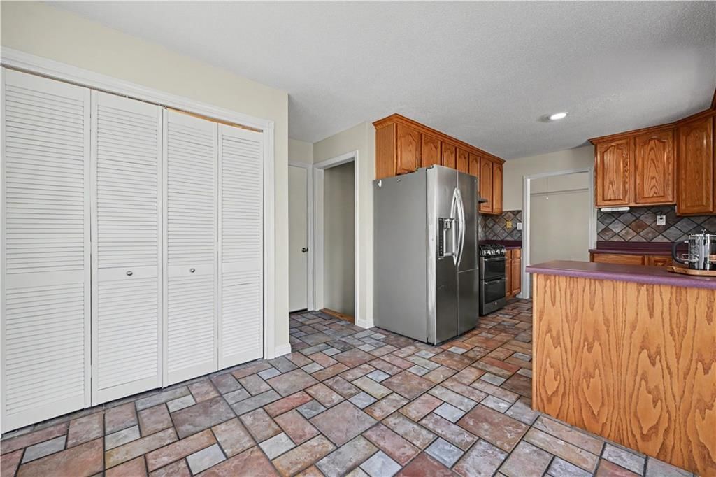 14720 W 90th Street — photo 12