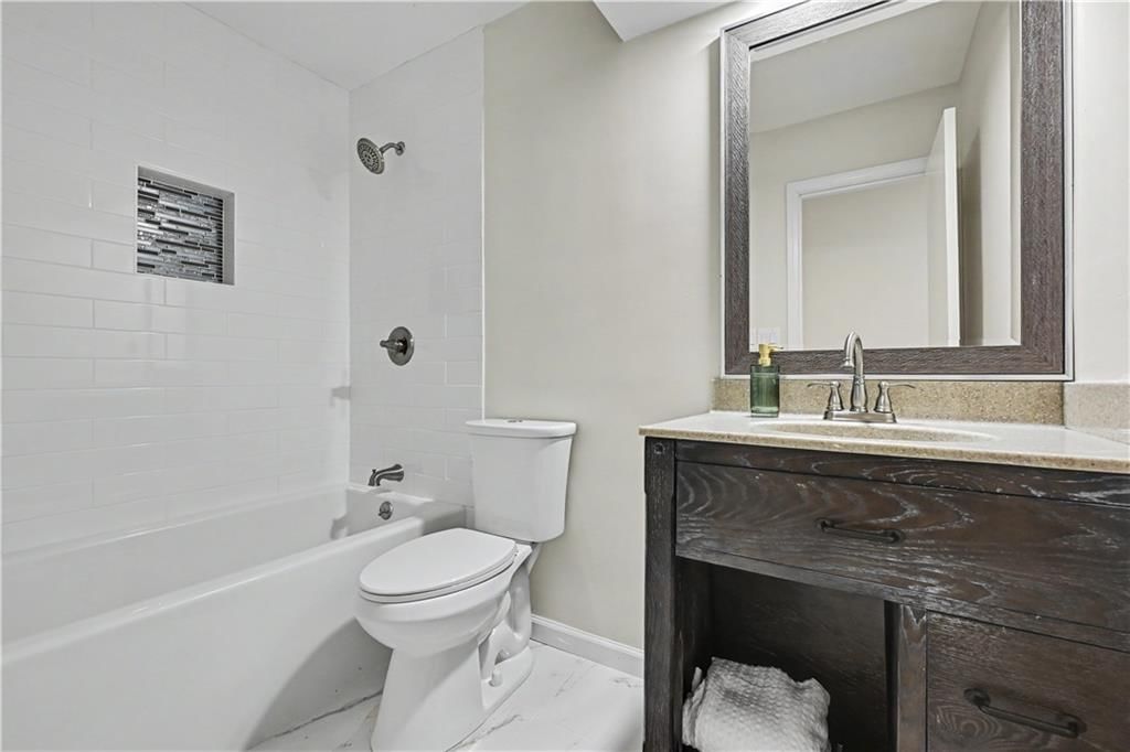 14720 W 90th Street — photo 18