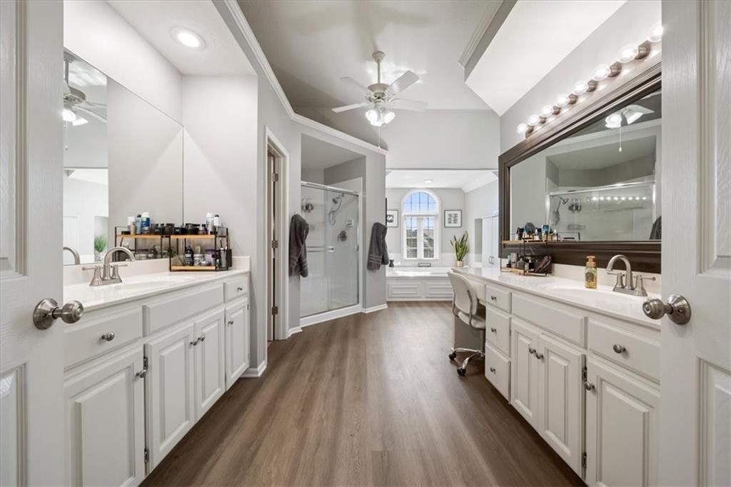 5924 NE Parks View Place — photo 18