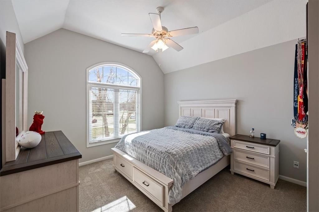 5924 NE Parks View Place — photo 25