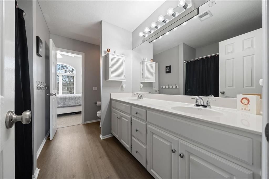 5924 NE Parks View Place — photo 26