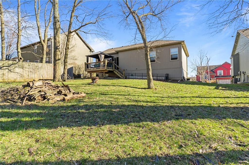 809 Colonial Drive — photo 24