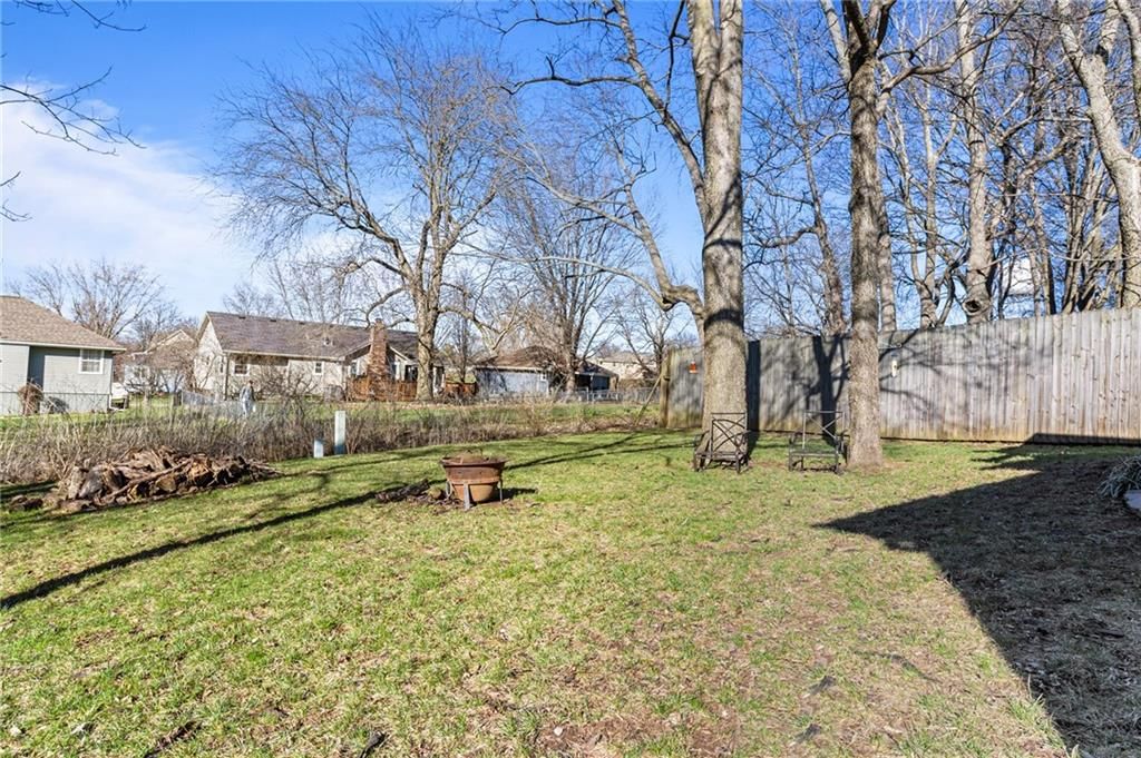 809 Colonial Drive — photo 26