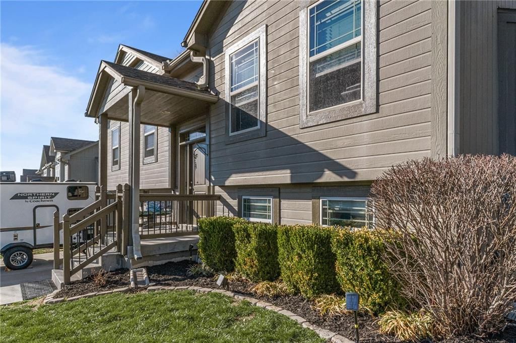 809 Colonial Drive — photo 27