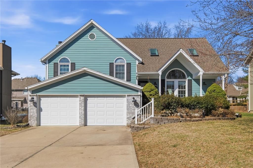 4070 SW Camelot Drive — photo 1