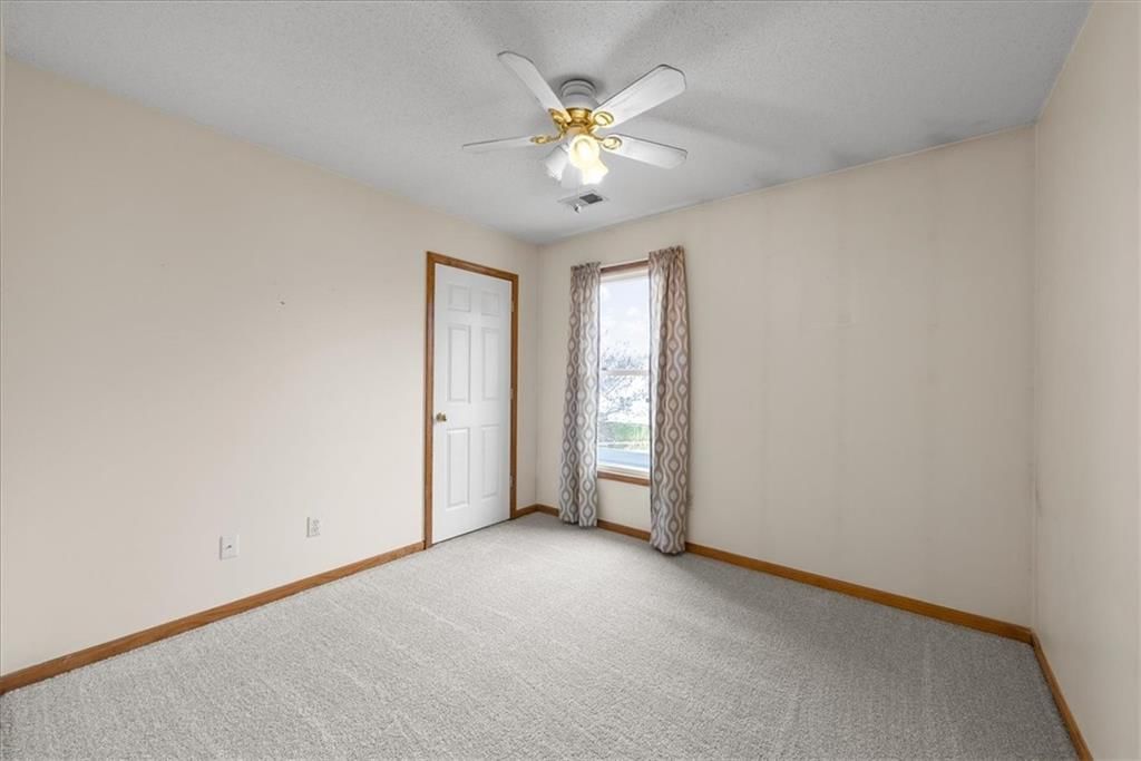 20952 W 125 Terrace — photo 21