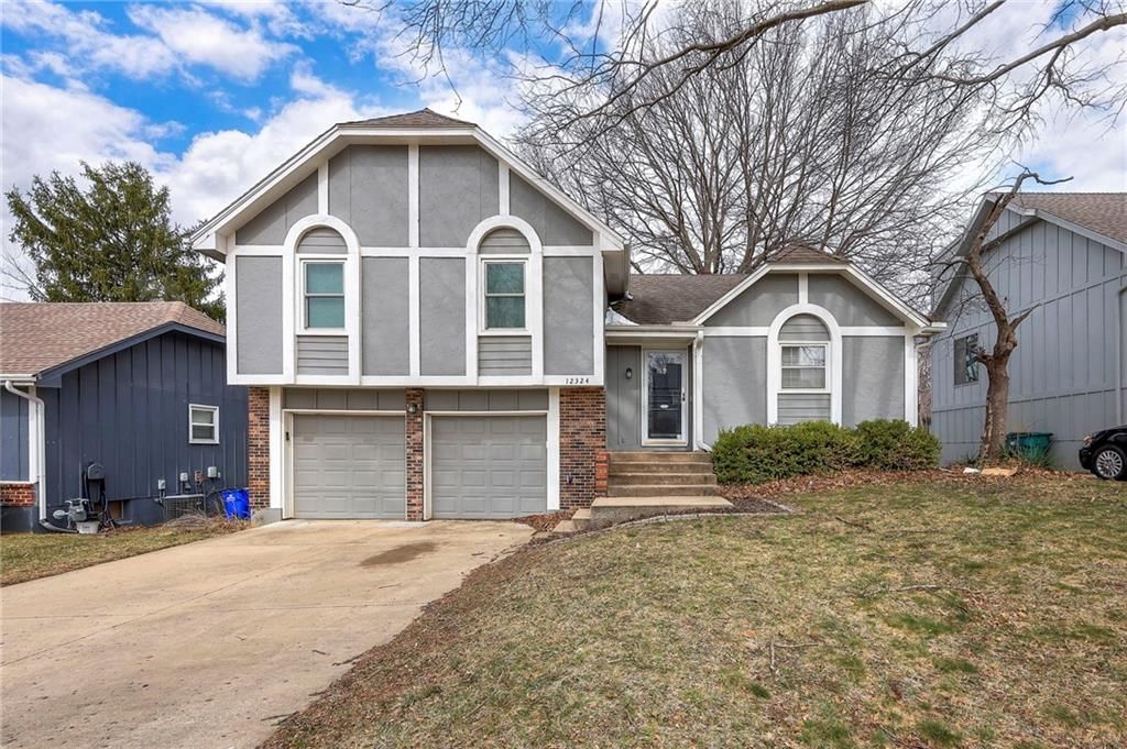 12324 W 71ST Terrace, Shawnee, KS