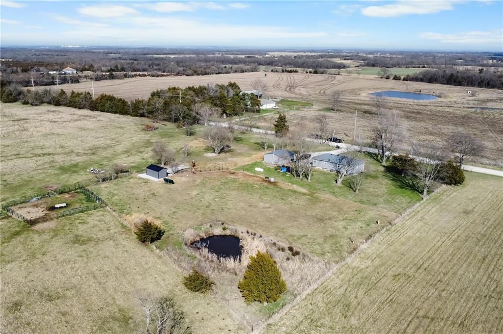 38080 Osawatomie Road — photo 3