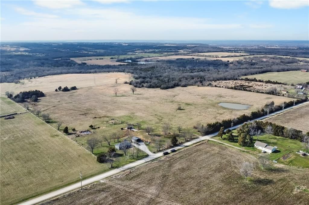 38080 Osawatomie Road — photo 5