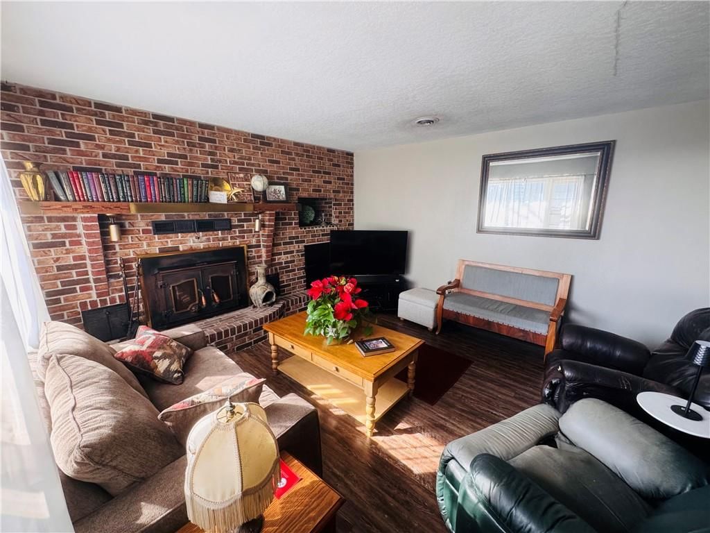427 N Oak Street — photo 13