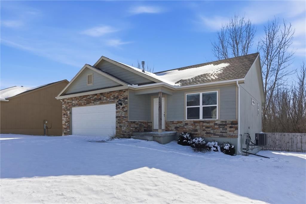 21413 W 216th Street — photo 3