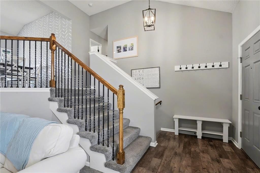 690 N Olive Street — photo 10