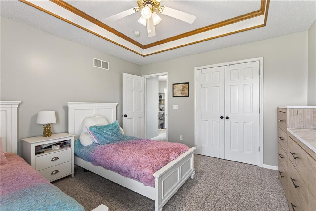 417 E College Street — photo 21