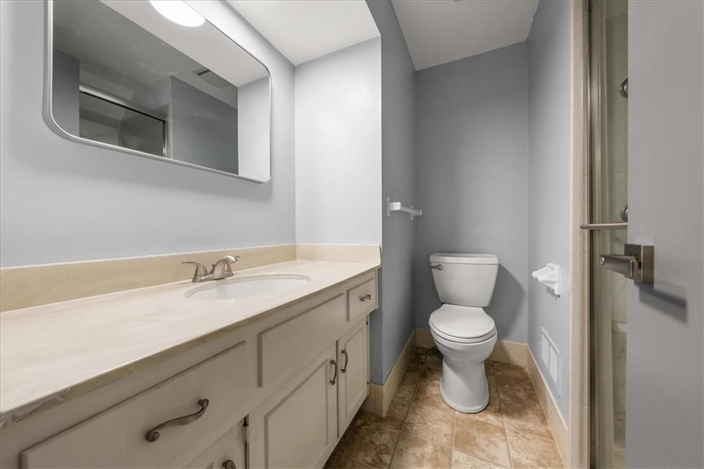 10921 Reeder Street — photo 27