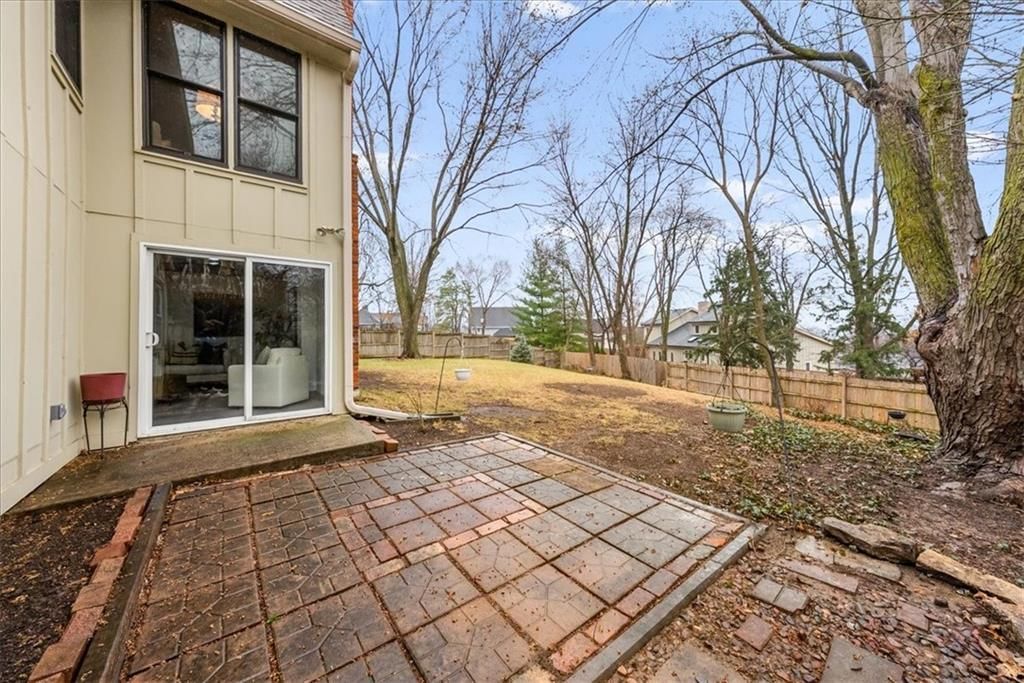 10921 Reeder Street — photo 37