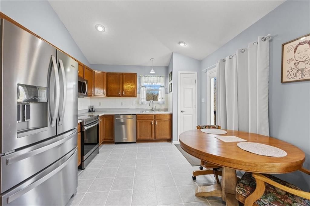 12670 Oakwood Drive — photo 9