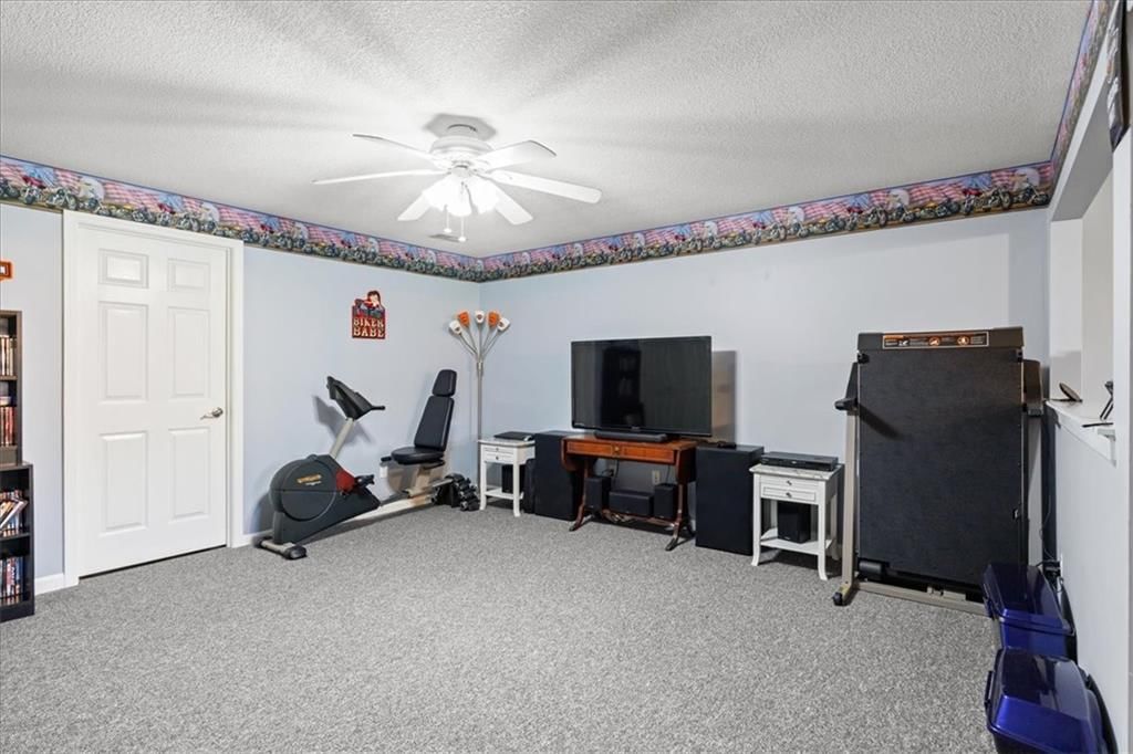 12670 Oakwood Drive — photo 27