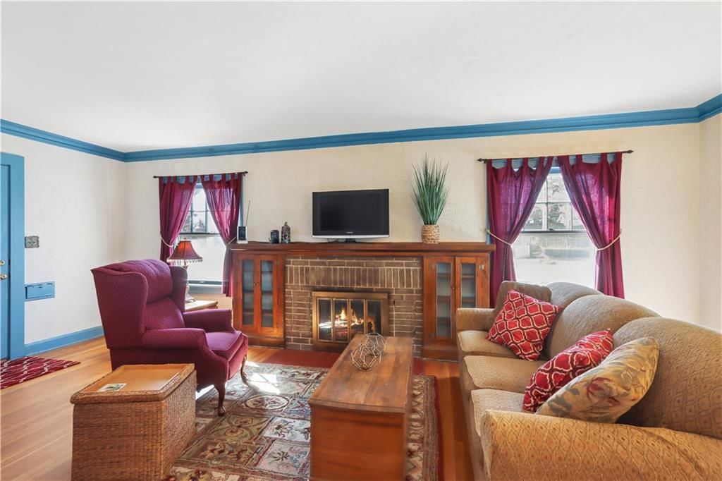6115 Holmes Street — photo 4