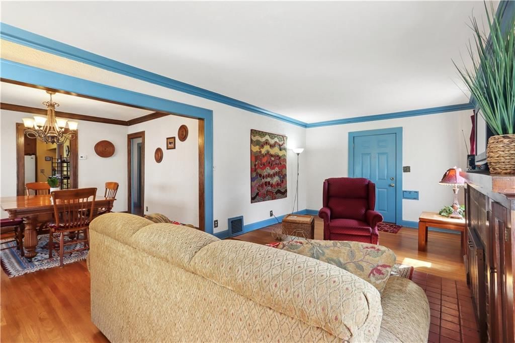 6115 Holmes Street — photo 5