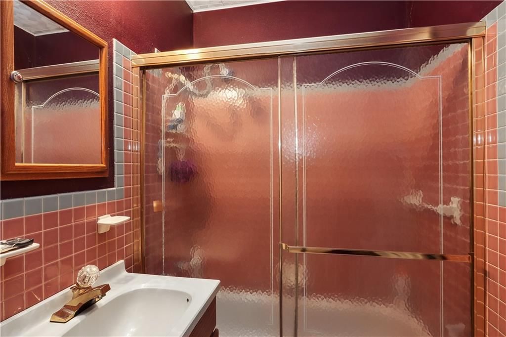 6115 Holmes Street — photo 14