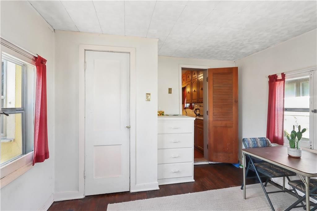 6115 Holmes Street — photo 15