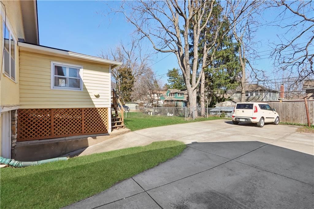 6115 Holmes Street — photo 17