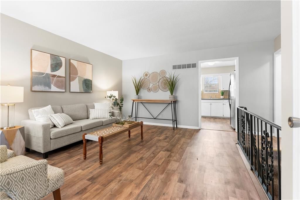 3831 Grant Street — photo 4
