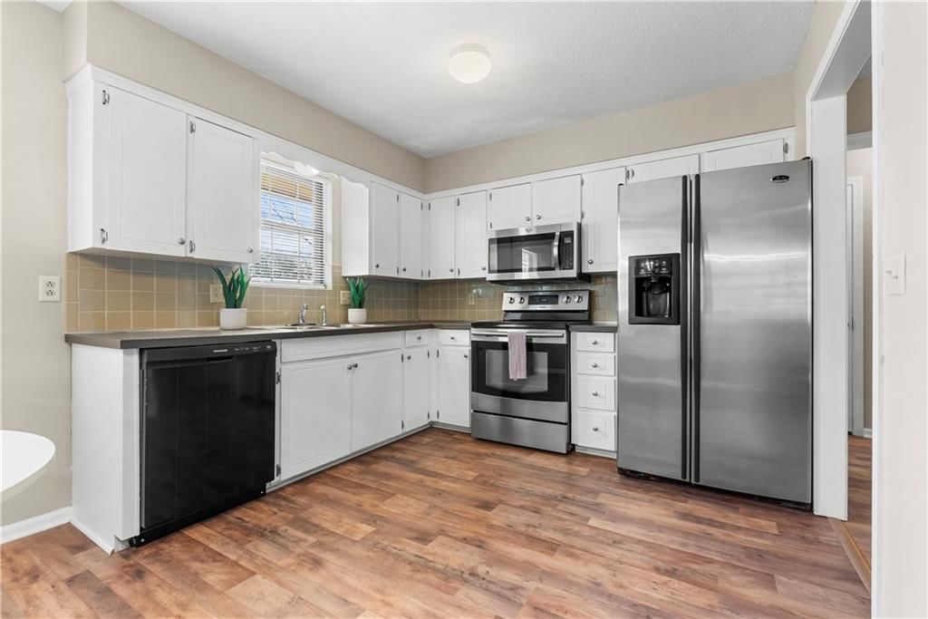 3831 Grant Street — photo 9