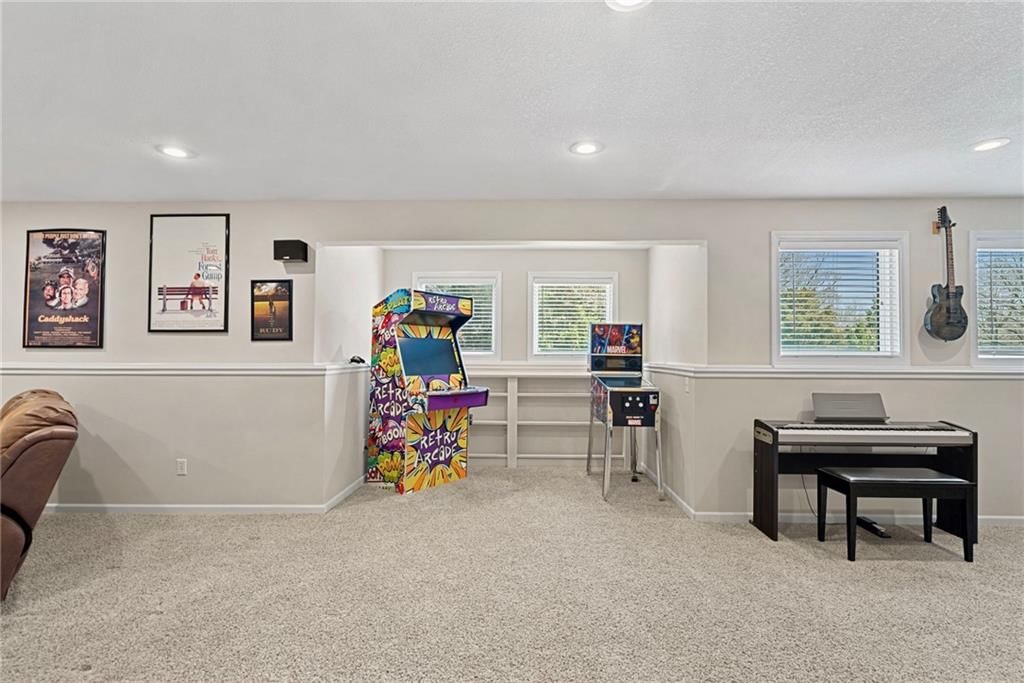 15921 Ash Street — photo 32