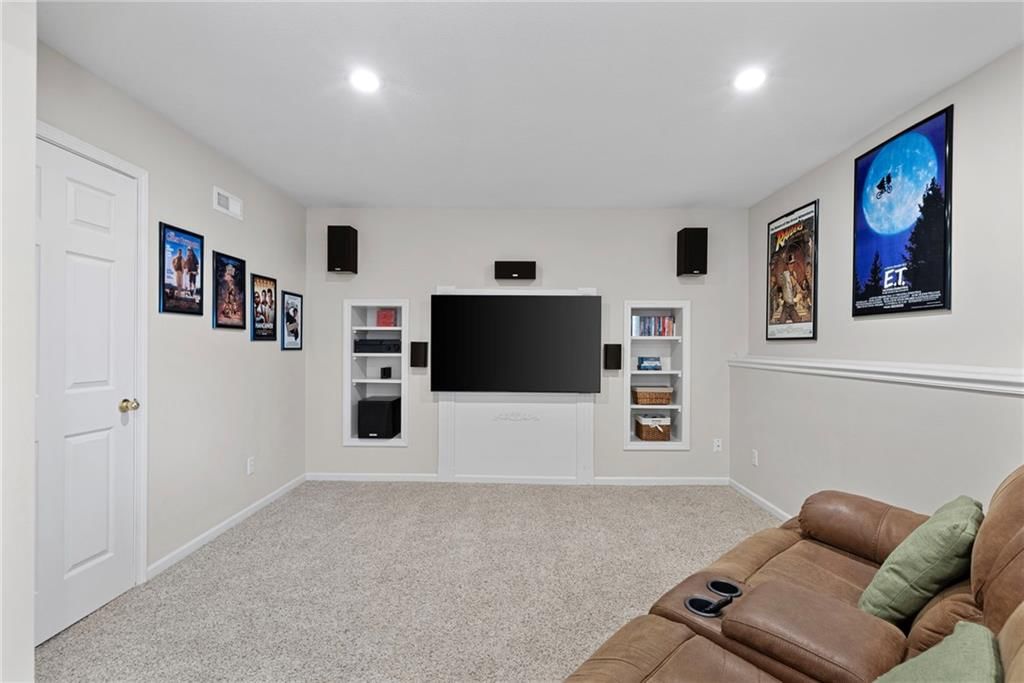 15921 Ash Street — photo 33
