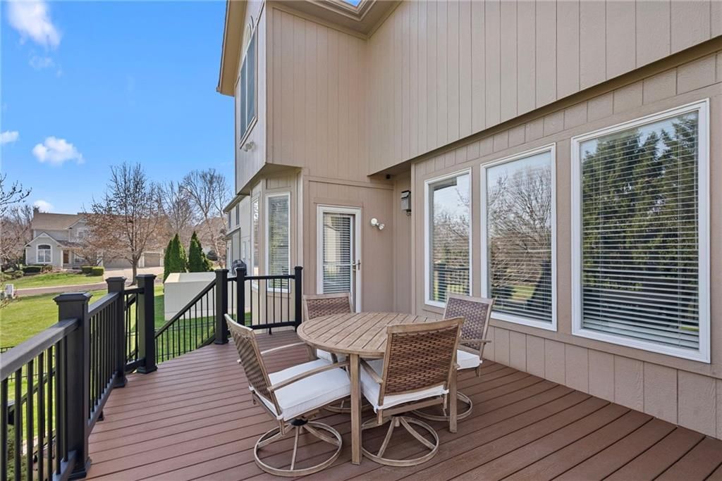 15921 Ash Street — photo 36