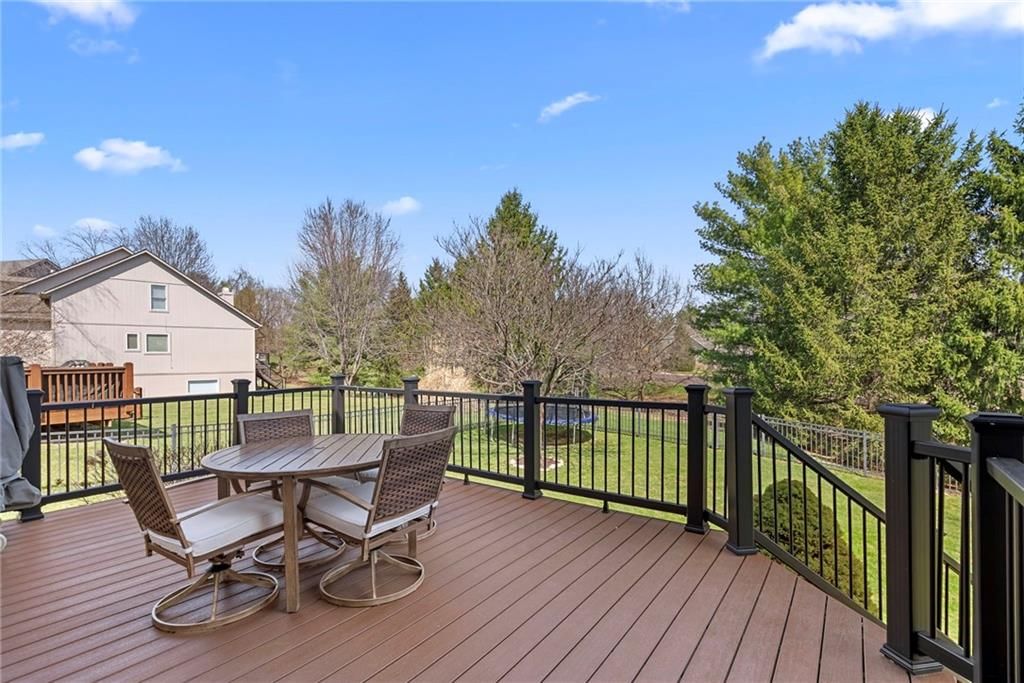 15921 Ash Street — photo 37