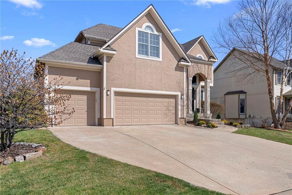 15921 Ash Street — photo 43