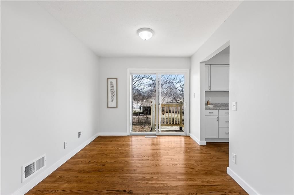 13321 Applewood Drive — photo 7