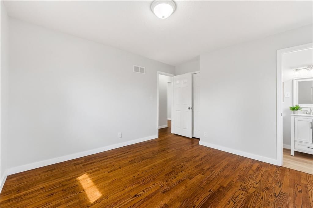 13321 Applewood Drive — photo 11