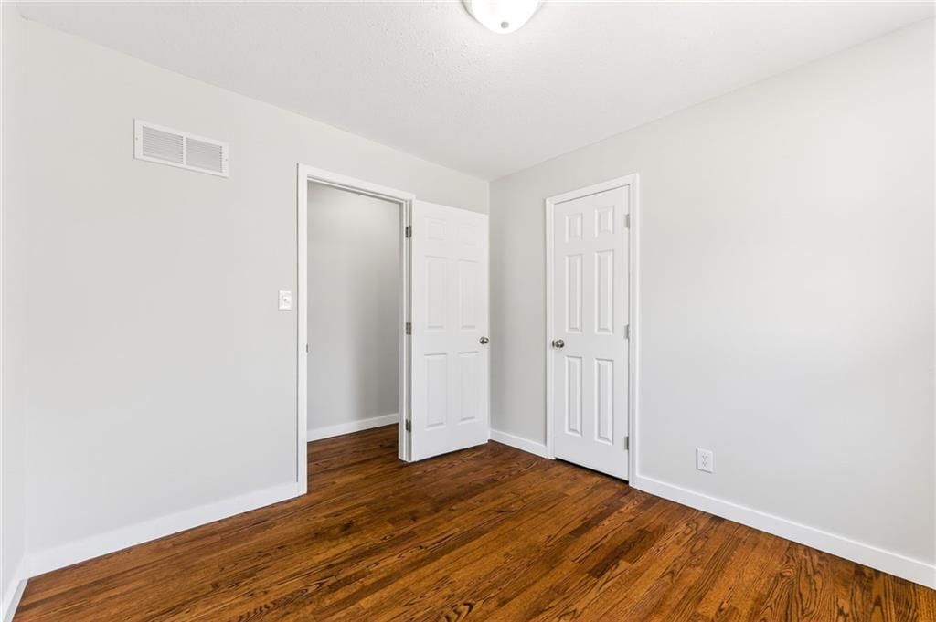 13321 Applewood Drive — photo 17