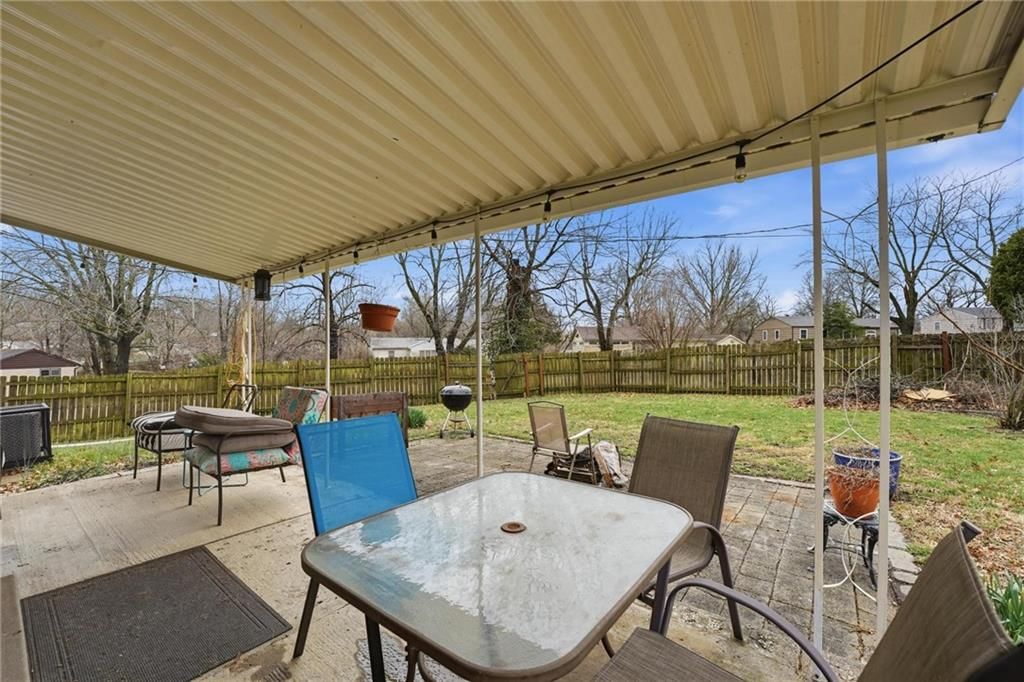 4722 Claremont Avenue — photo 32