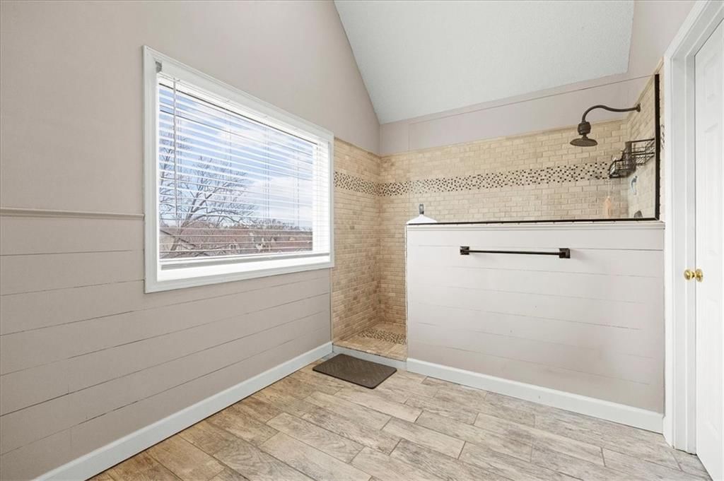 15826 Maple Street — photo 19