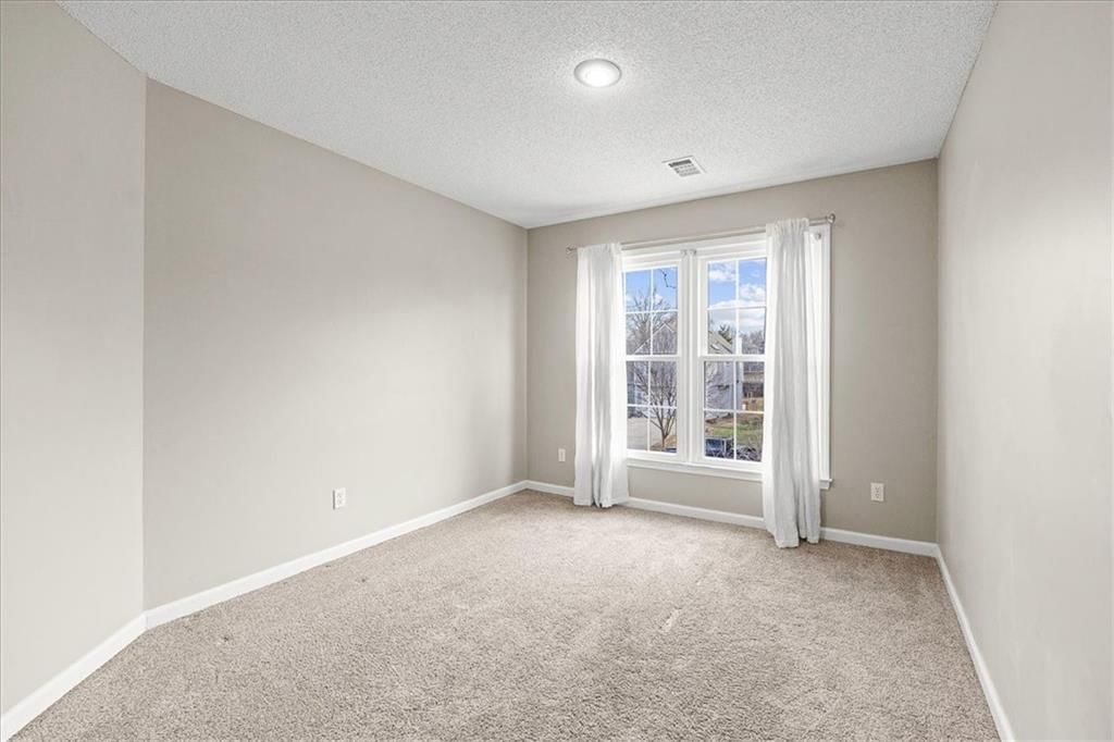 15826 Maple Street — photo 25