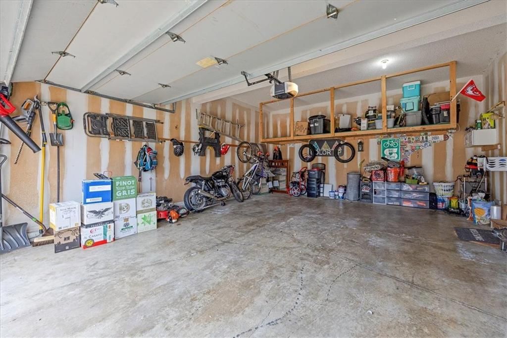 15826 Maple Street — photo 30