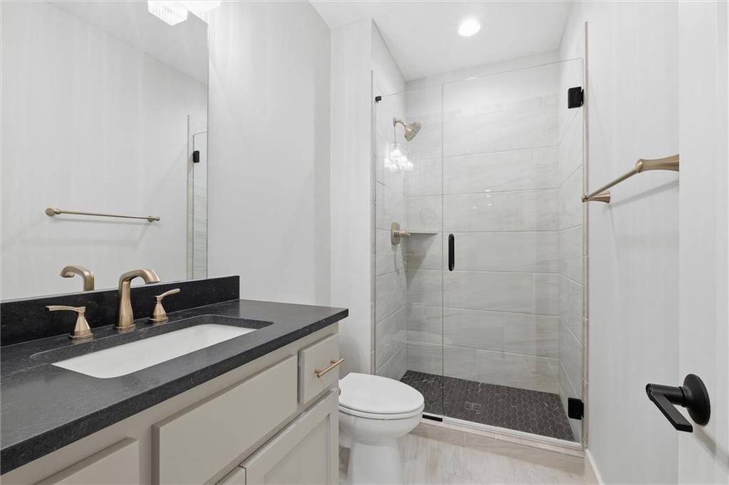 10707 W 142nd Terrace — photo 30