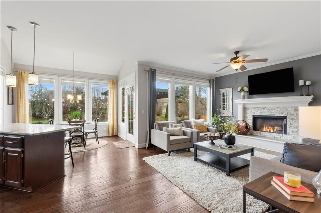 13843 W 154th Terrace — photo 3