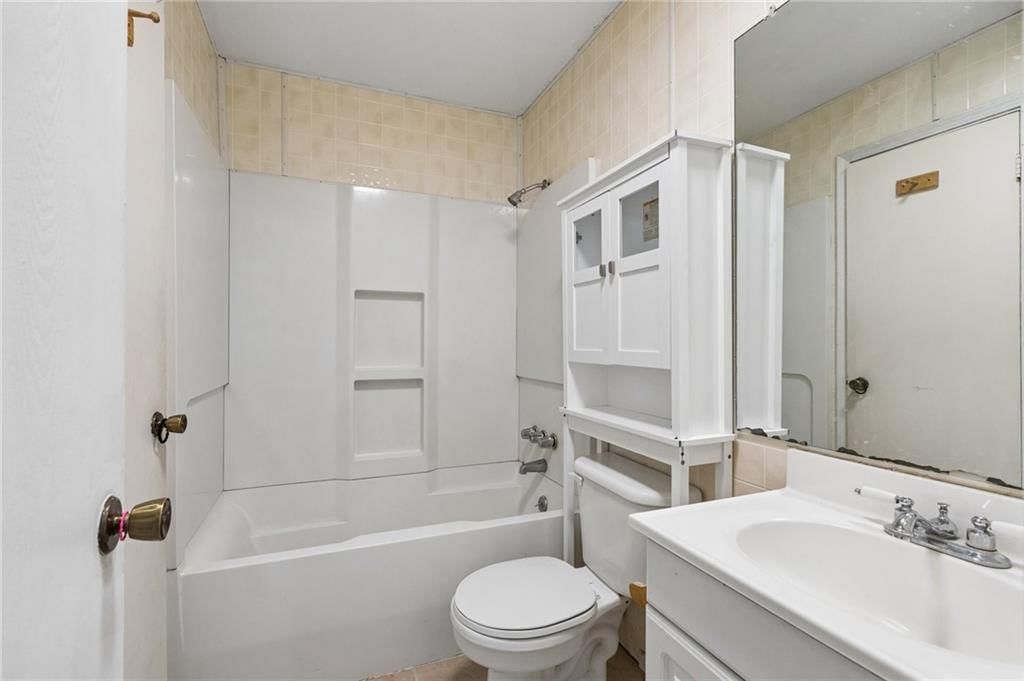 13907 Falkirk Circle — photo 17