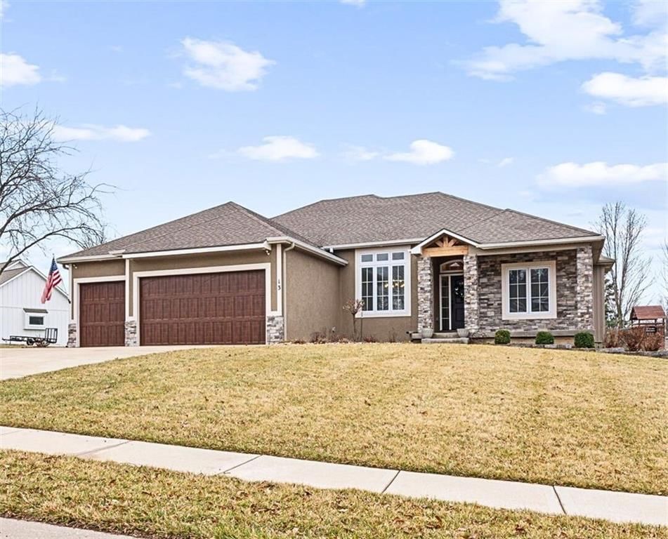 13 Timber Creek Circle, Platte City, MO