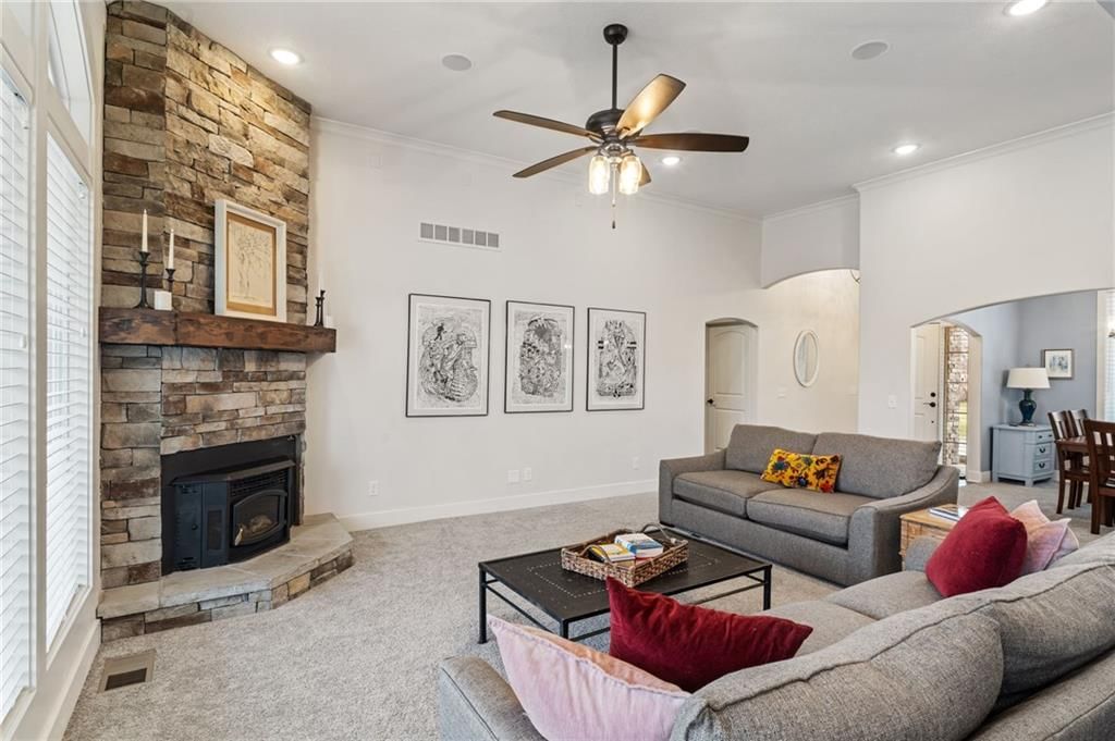 13 Timber Creek Circle — photo 4
