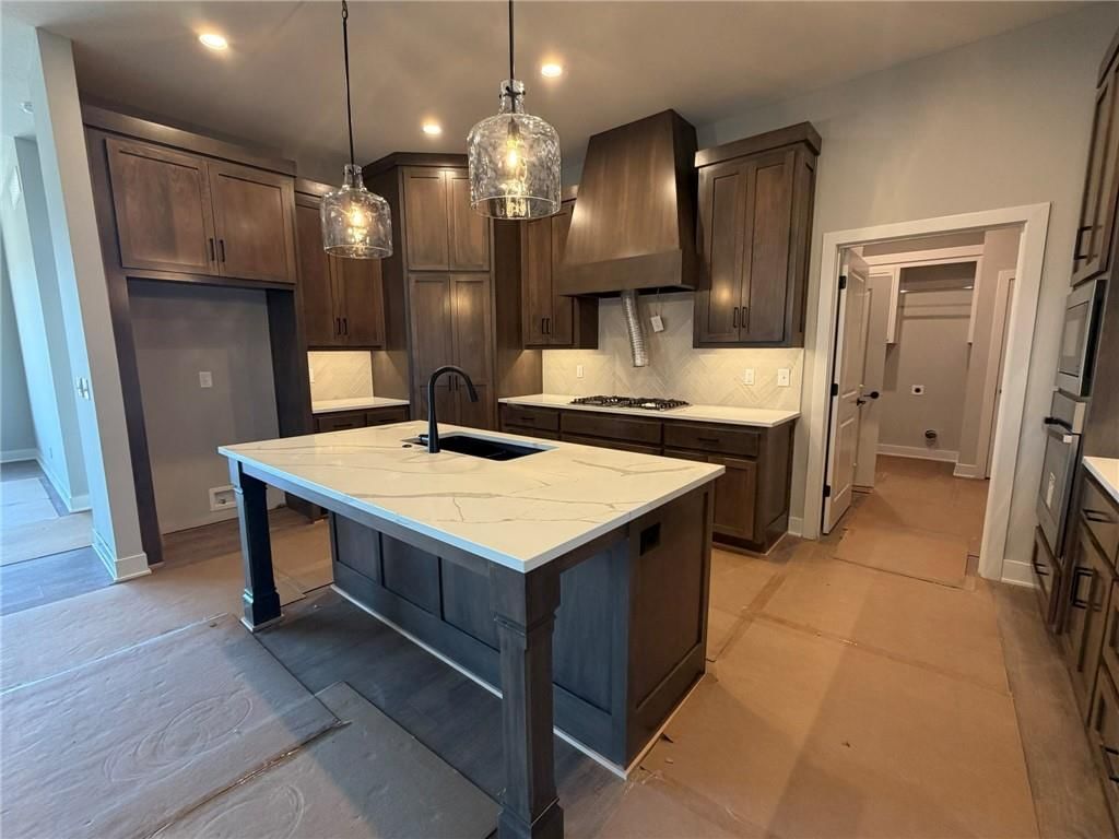 4516 SW Berkshire Drive — photo 2
