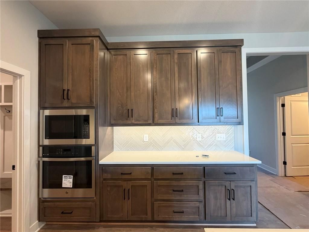 4516 SW Berkshire Drive — photo 3