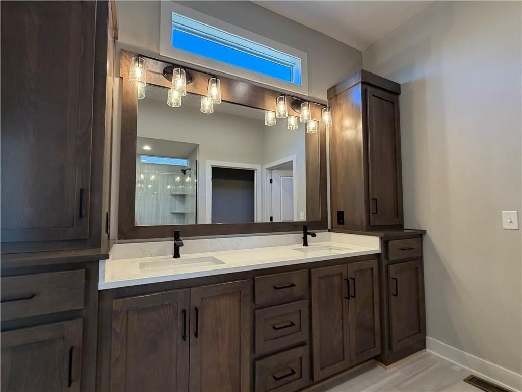 4516 SW Berkshire Drive — photo 16