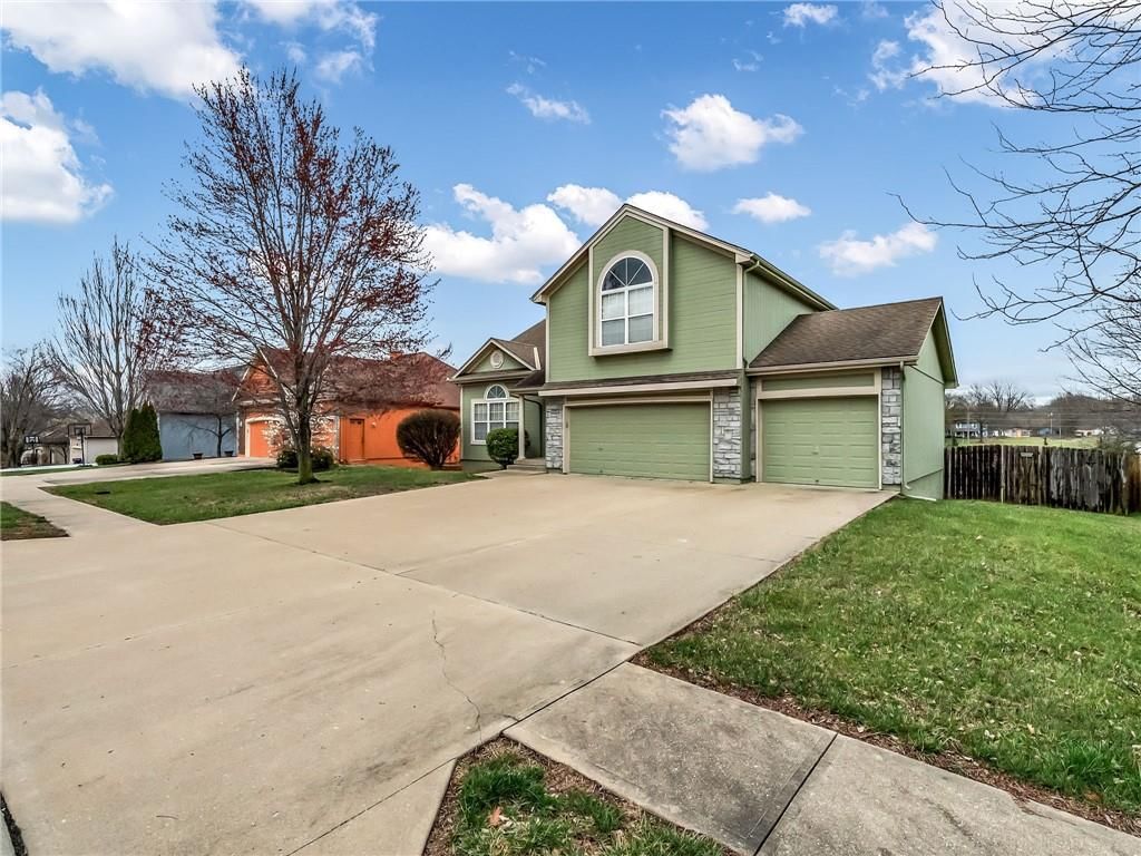 721 Saddle Peak Drive — photo 2